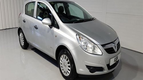 Dezmembrez Opel Corsa D 2008 hatchback 1