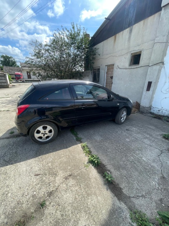 Dezmembrez Opel Corsa D 2009 coupe 1.3