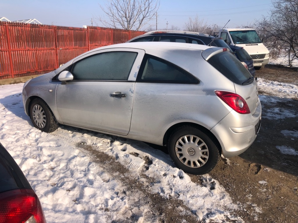 Dezmembrez Opel Corsa D 2010 Hatchback 1