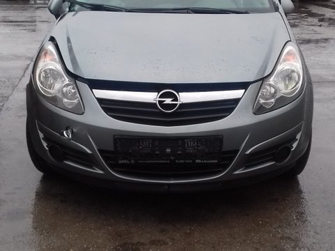 Dezmembrez Opel Corsa D din 2011, motor 1.4 benzina tip A14XER