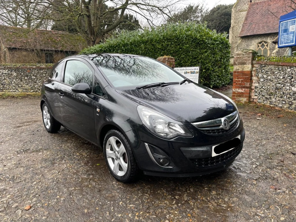 Dezmembrez Opel Corsa SXI an 2013