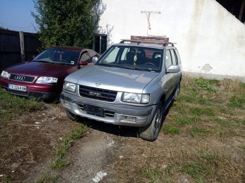 Dezmembrez Opel Frontera 2000