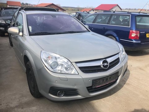 Dezmembrez Opel Signum hatchback 1,9 CDTI (F48) 110 kw an 2007