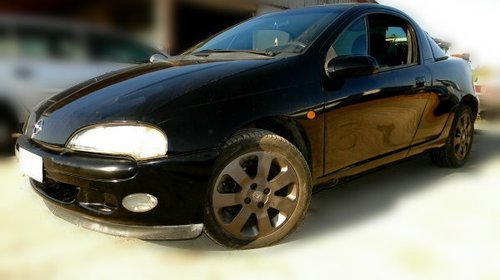 Dezmembrez Opel Tigra 1.4i 16V 66kw (90c