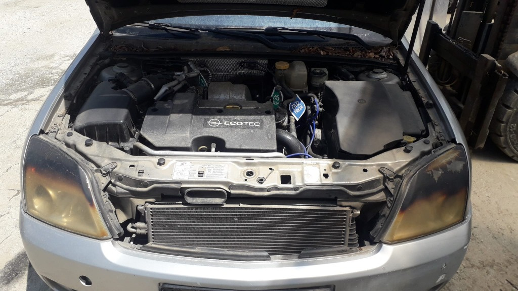 Dezmembrez Opel Vectra C 2002 2.2DTI Y22