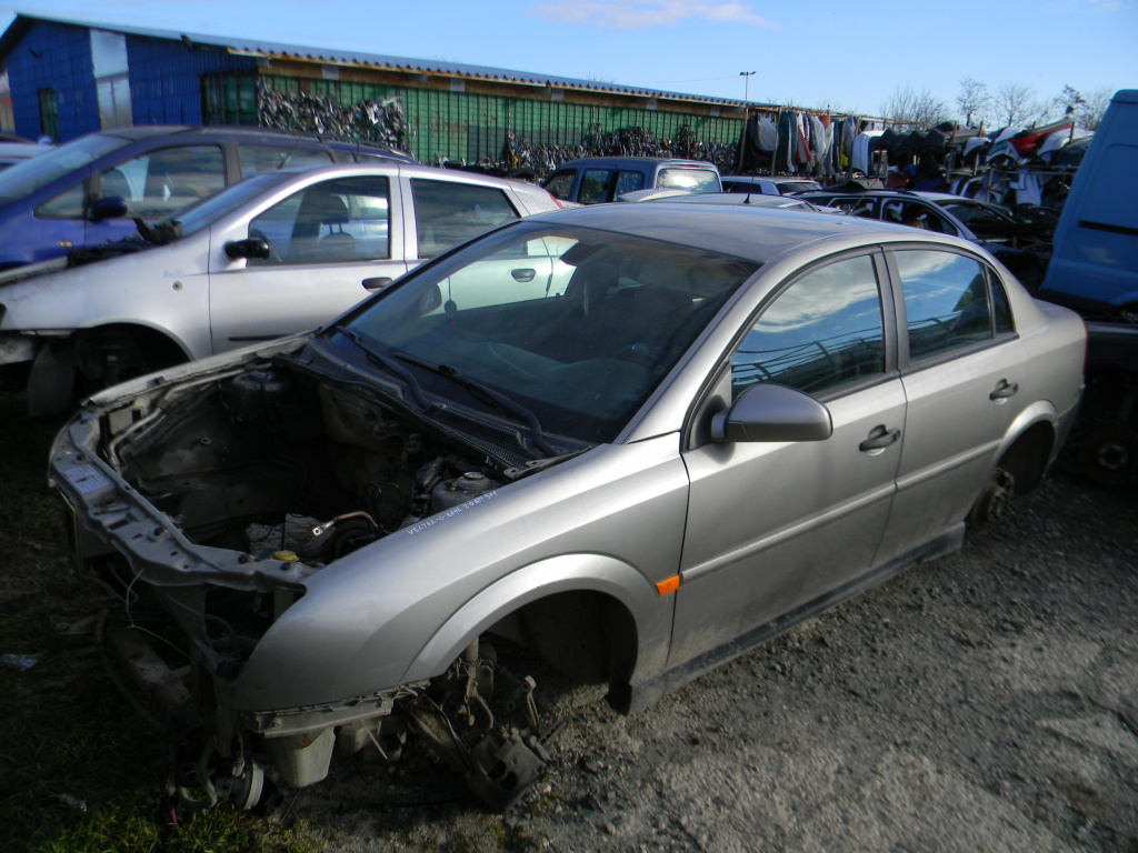 Dezmembrez Opel VECTRA C 2002 - 2008 2.0 DTi Y 20 DTH ( CP: 100, KW: 74, CCM: 1995 ) Motorina