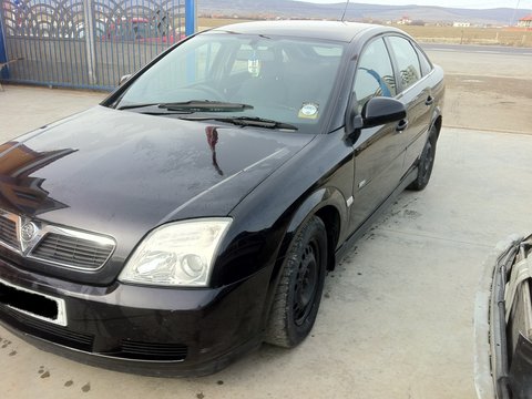 Dezmembrez Opel Vectra C din 2004