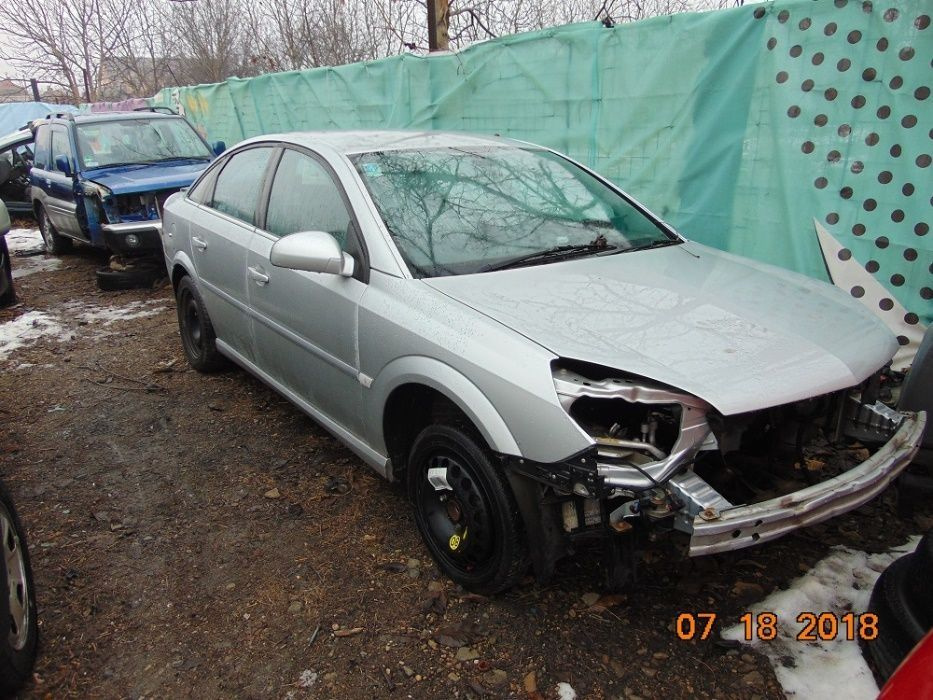 Dezmembrez Opel Vectra C Facelift 1.9cdti motor cutie usa turbina