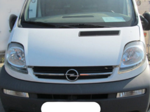 Dezmembrez Opel Vivaro 1.9 CDTI din 2006 volan pe stanga