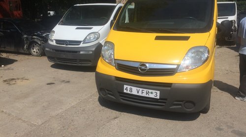 Dezmembrez Opel Vivaro 2.0 cdti M9R