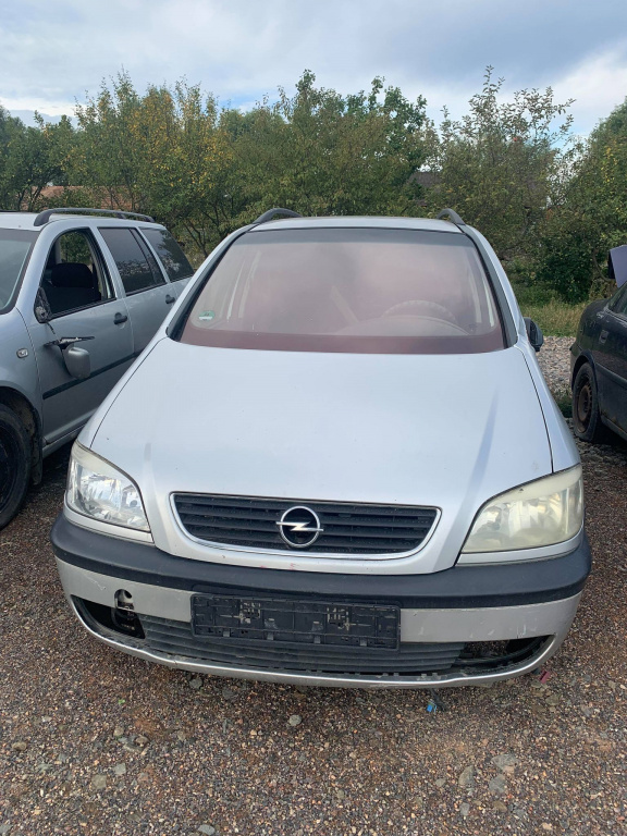 Dezmembrez Opel Zafira 2.0 TDI, an 2003