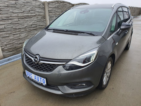 Dezmembrez Opel Zafira C 2018 TOURER 1.6 TurboBenzina