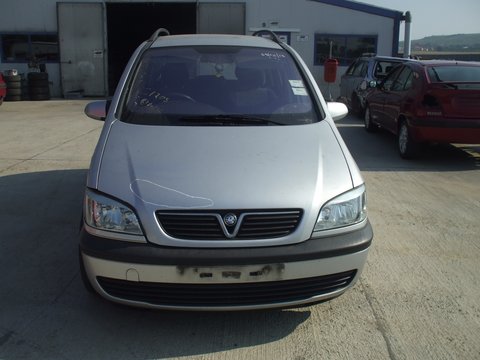 Dezmembrez opel zafira