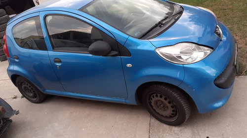 Dezmembrez Peugeot 107