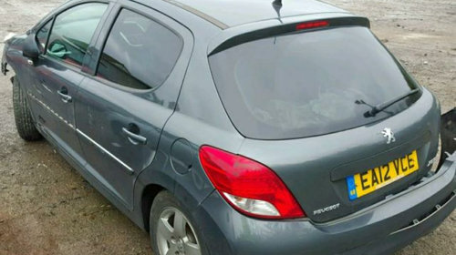 Dezmembrez Peugeot 207 an 2012 1.4 benzi