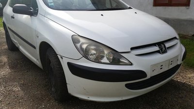 Dezmembrez Peugeot 307 1.6 hdi, 109 CP, 2005, pomp