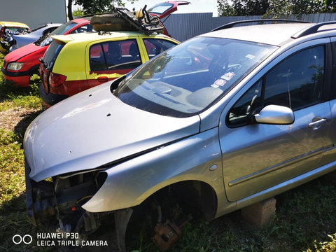 Dezmembrez Peugeot 307 sw 2.0 hdi an 2004