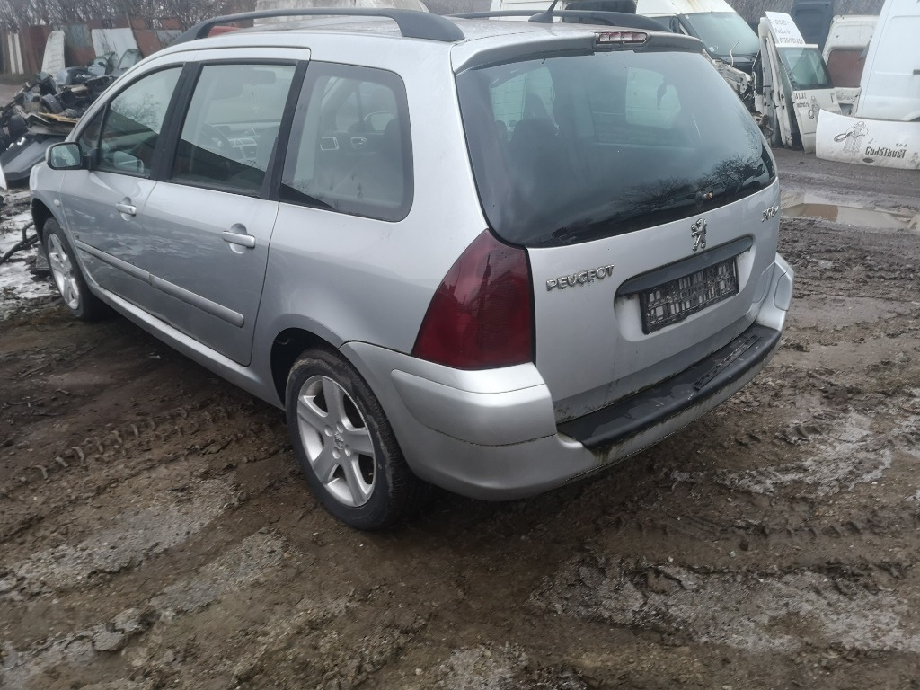 Dezmembrez Peugeot 307 SW 2.0 HDI (DW10)