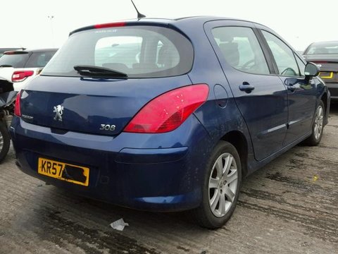 Dezmembrez Peugeot 308, 1.6hdi 2007