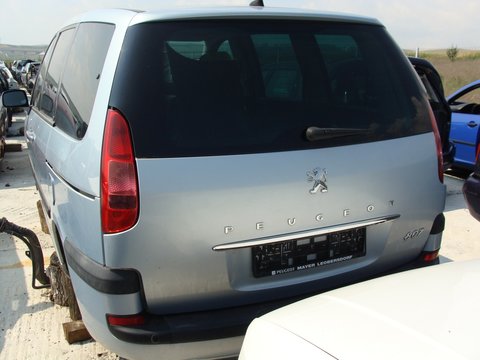 Dezmembrez Peugeot 807 2003