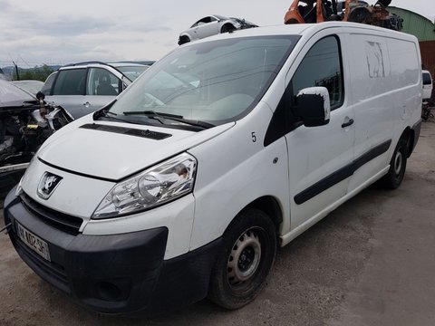 Dezmembrez Peugeot Expert 2010 2.0 hdi