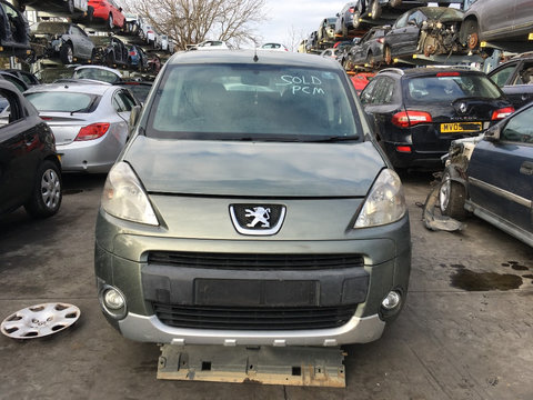 Dezmembrez Peugeot Partner 2010 MPV 1.6 HDI