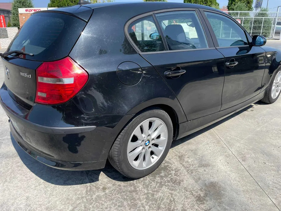 Dezmembrez Piese BMW Seria 1 E83 E87 122