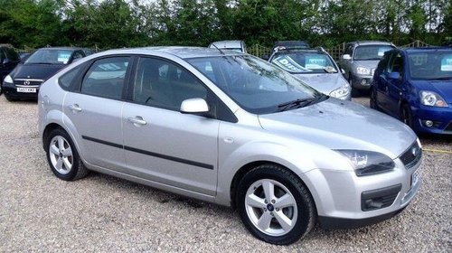 Dezmembrez piese pentru Ford Focus 2, 1.