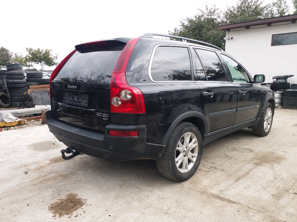 Dezmembrez Piese Sh Volvo Xc90 2.4 Diese