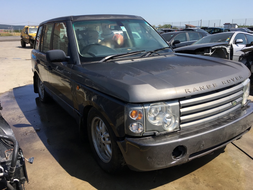 Dezmembrez Range Rover Vogue