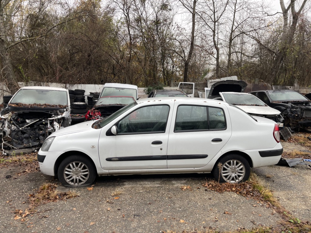 Dezmembrez Renault Clio 2 1.5 DCI 2005 E