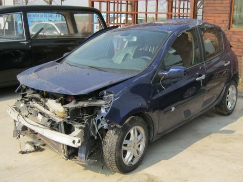 Dezmembrez Renault Clio, an 2007