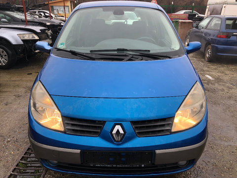 Dezmembrez Renault Grand Scenic II 1.9 dCi