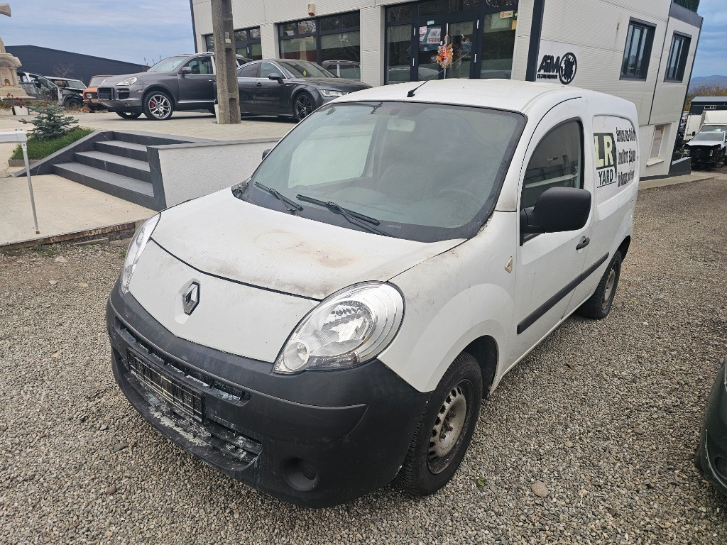 Dezmembrez Renault Kangoo 2 1.5 dci K9K-A8 50 KW euro 4 an 2010