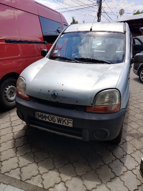 Dezmembrez Renault Kangoo 4x4 an 2002