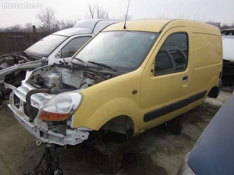 Dezmembrez Renault Kangoo an fabricatie 2004