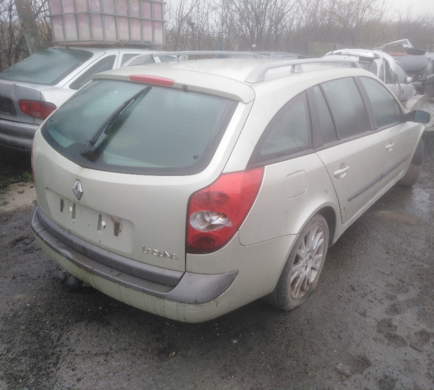 Dezmembrez Renault Laguna 2 2002 Combi 1