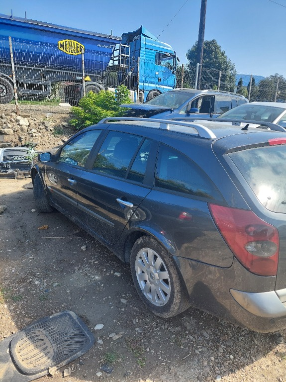 DEZMEMBREZ RENAULT LAGUNA BREAK 2.2 DIES