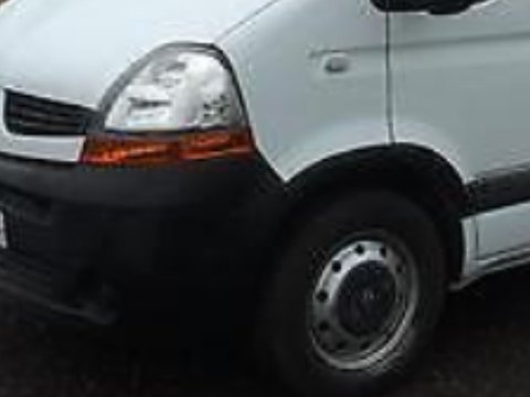 Dezmembrez Renault Master,2.5 dci,2008,euro 4,120 km,alb