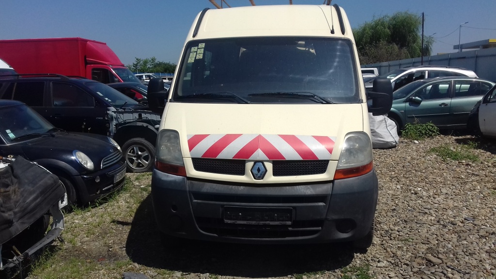 DEZMEMBREZ RENAULT MASTER 2.5DCI DIN 2006