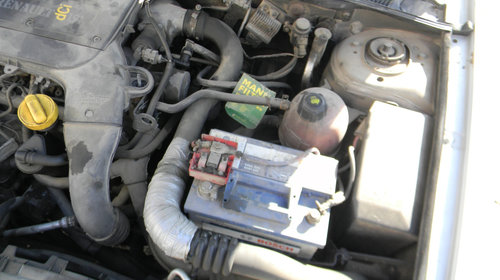 Dezmembrez Renault MEGANE 1 1995 - 2006 