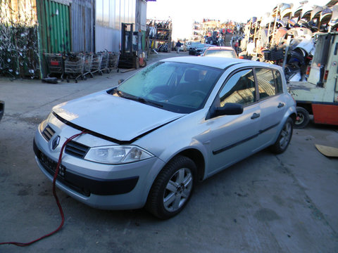 Dezmembrez Renault MEGANE 2 2002 - 2012 1.5 DCi K9K 722 ( CP: 82, KW: 60, CCM: 1461 ) Motorina