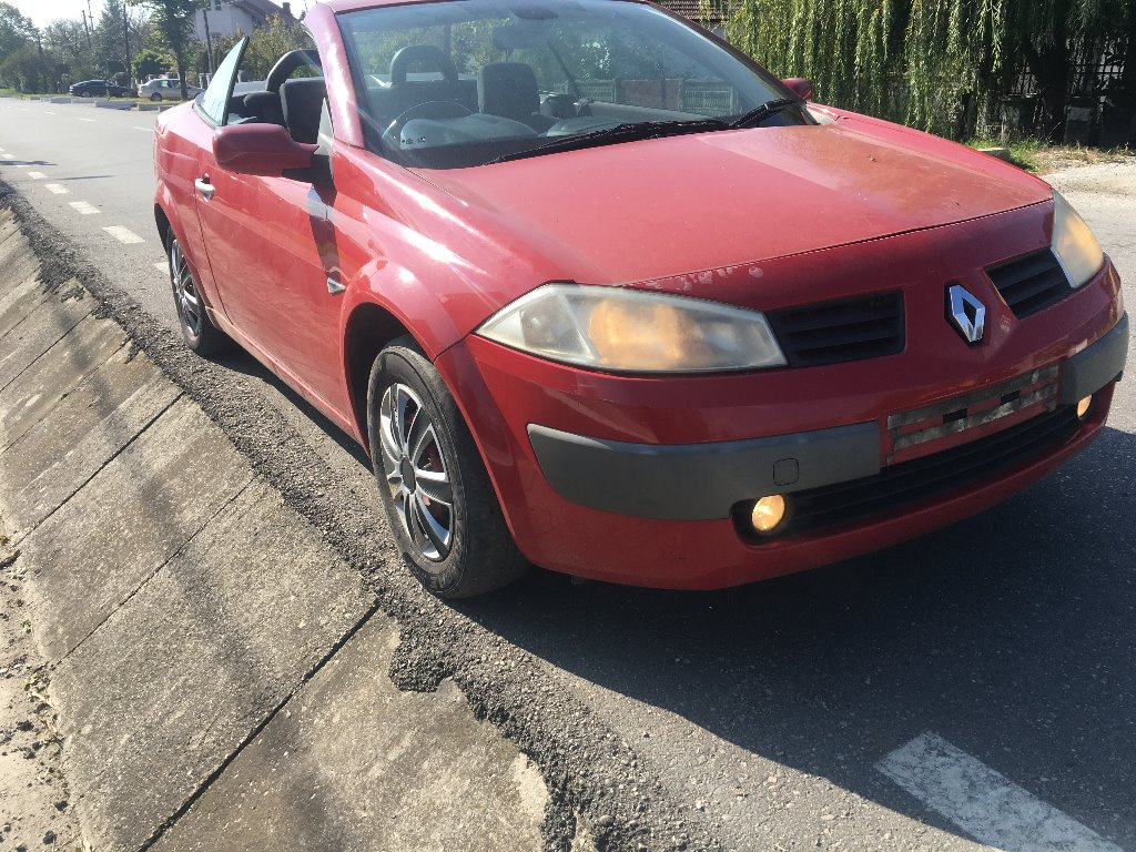 Dezmembrez Renault Megane 2 2006 CABRIO 1.6 16V