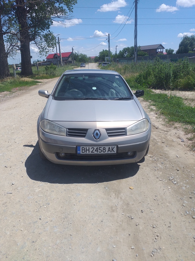 Dezmembrez Renault Megane 2 CC , 2005 , non facelift 1.6 , 16v  cutie automata cod motor : cod K4M W 761