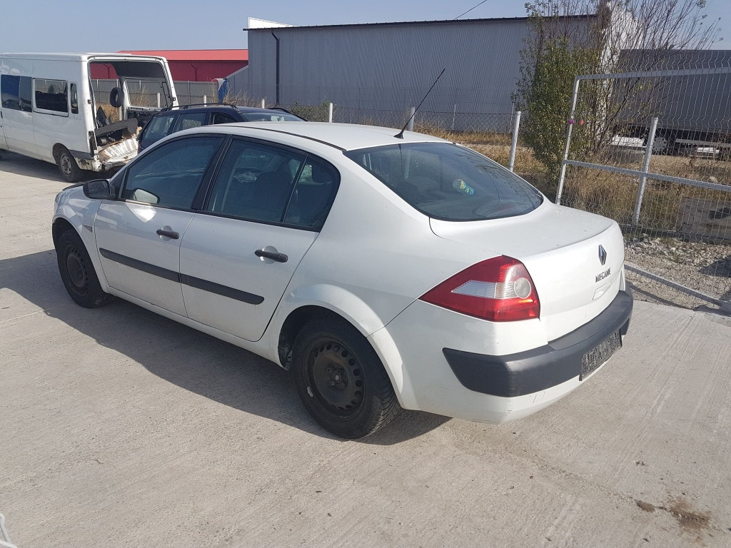 Dezmembrez renault megane 2 sedan 1.5 dc