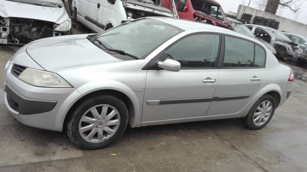 Dezmembrez Renault Megane 2 sedan faceli