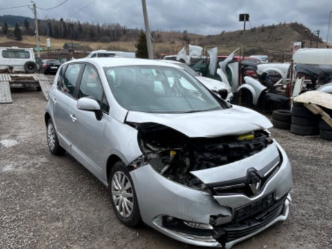 Dezmembrez Renault Megane Scenic 2015