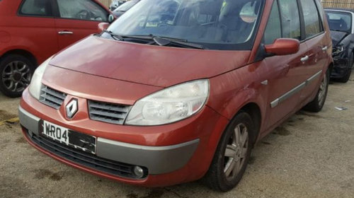 Dezmembrez Renault Scenic 2004 1.6 benzi