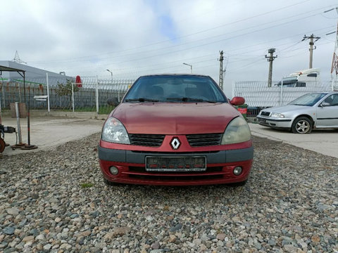 Dezmembrez Renault Symbol 1.5 dci 65cp euro3 cod:K9K-A7 an 2006, motor, cutie viteze manuala, bara fata, capota, aripi, uși, stopuri spate