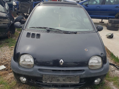 Dezmembrez Renault Twingo 1.2 2002 2003